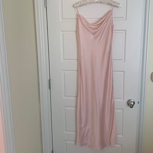 Victorias Secret silky baby pink nightgown, size M.  Never worn.